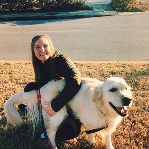 Meet your Posher, Caroline